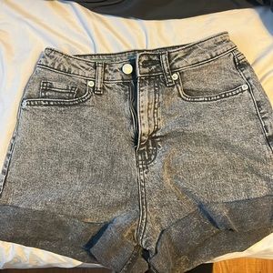 wild fable (target brand) jean shorts size 00/R-Never worn